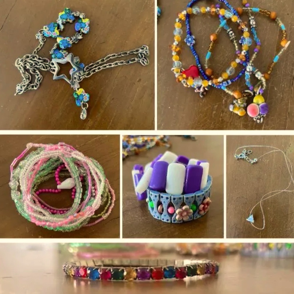 Bracelets (Bundle/ lot/ bulk)